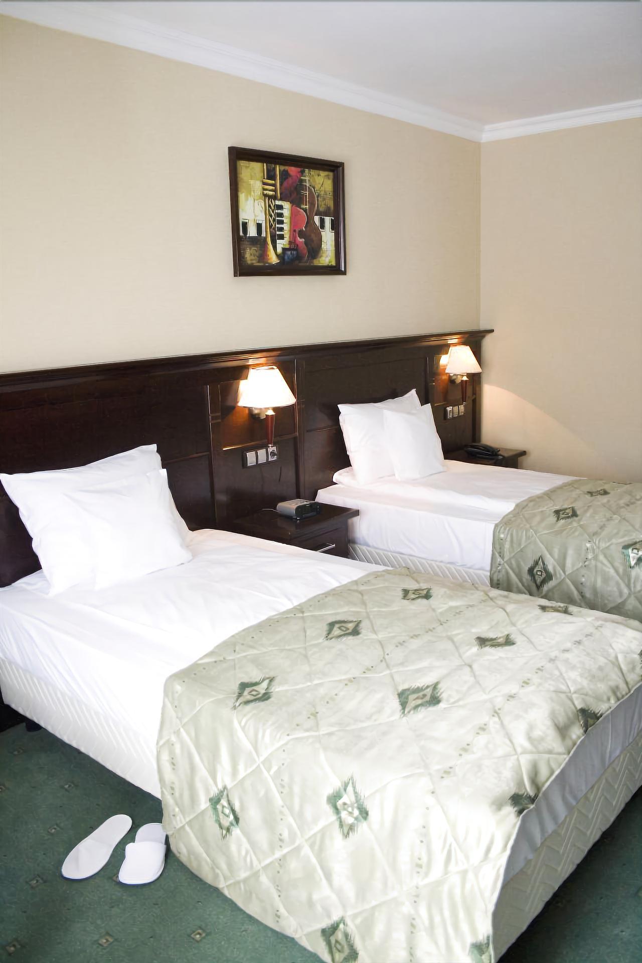 Hotel Rapsodia City Center Botoszany Zewnętrze zdjęcie