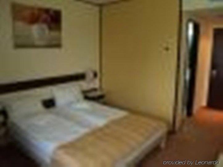 Hotel Rapsodia City Center Botoszany Zewnętrze zdjęcie