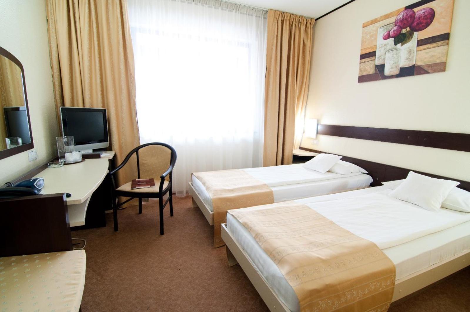 Hotel Rapsodia City Center Botoszany Zewnętrze zdjęcie