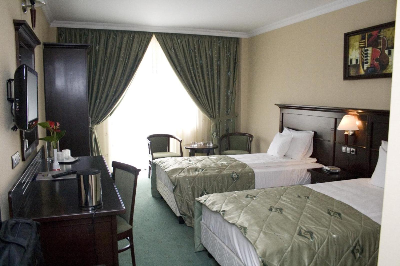 Hotel Rapsodia City Center Botoszany Zewnętrze zdjęcie
