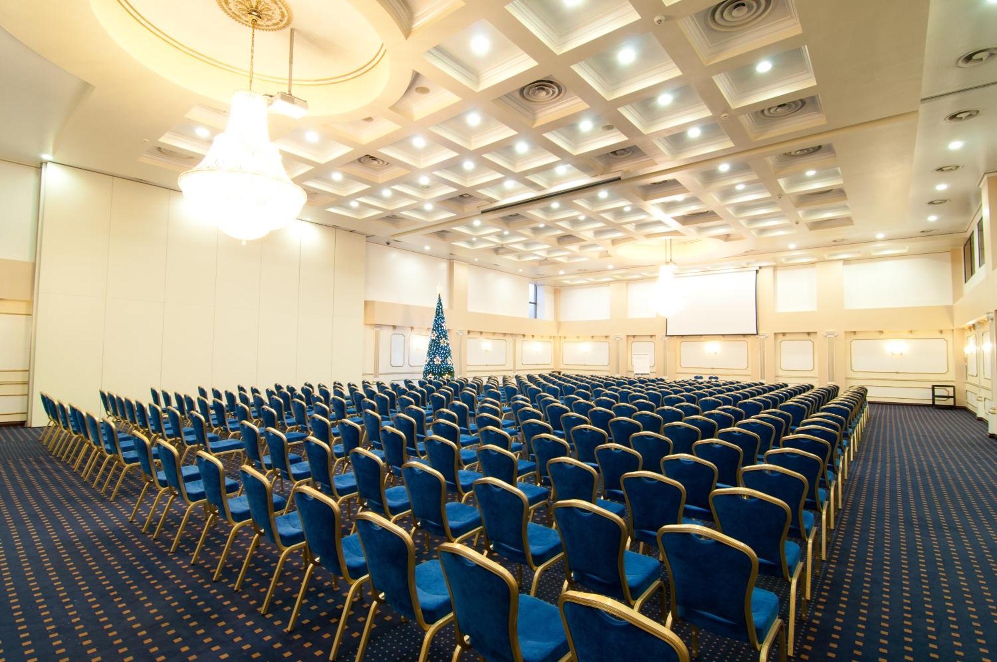 Hotel Rapsodia City Center Botoszany Zewnętrze zdjęcie