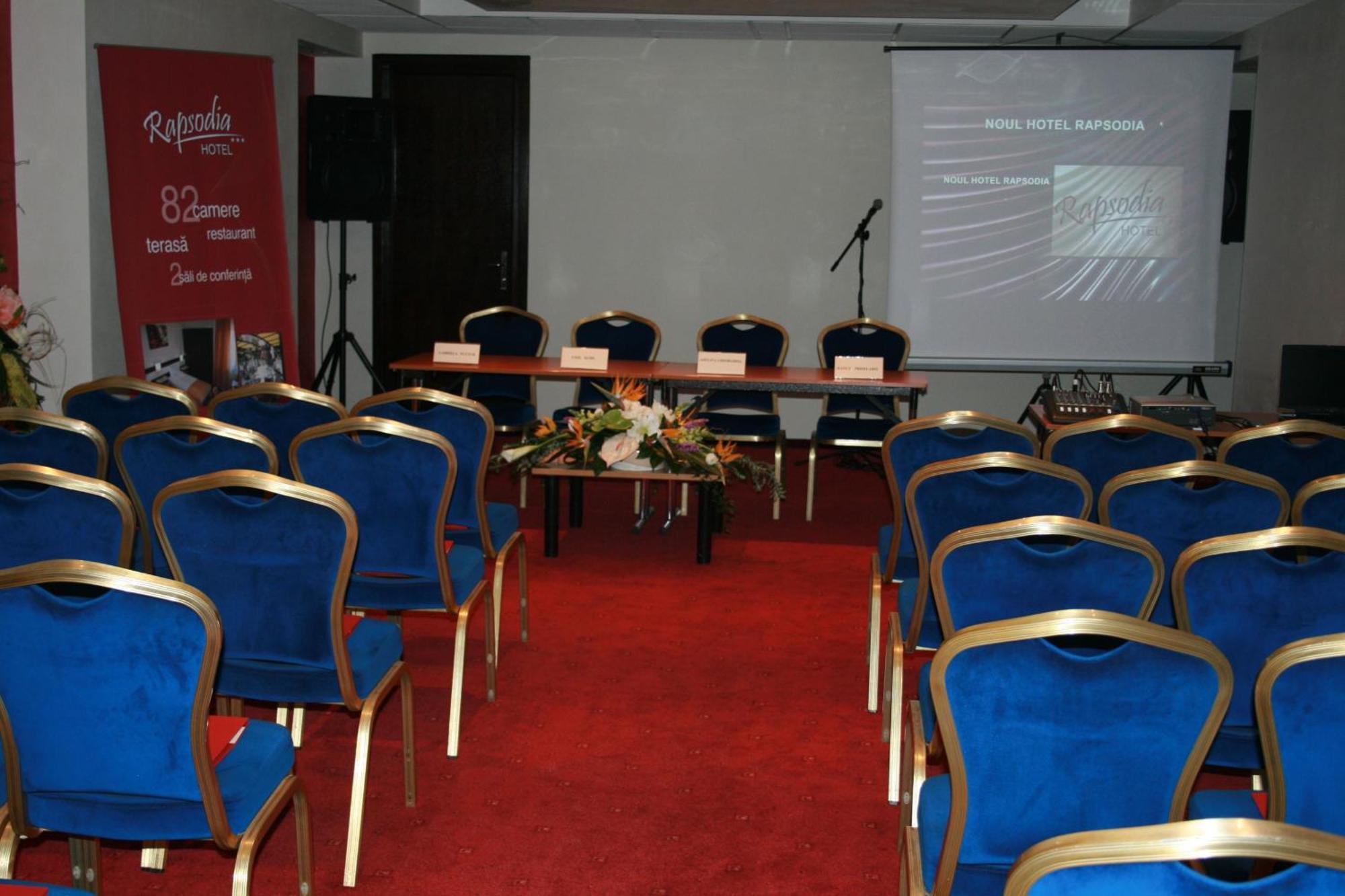 Hotel Rapsodia City Center Botoszany Udogodnienia zdjęcie